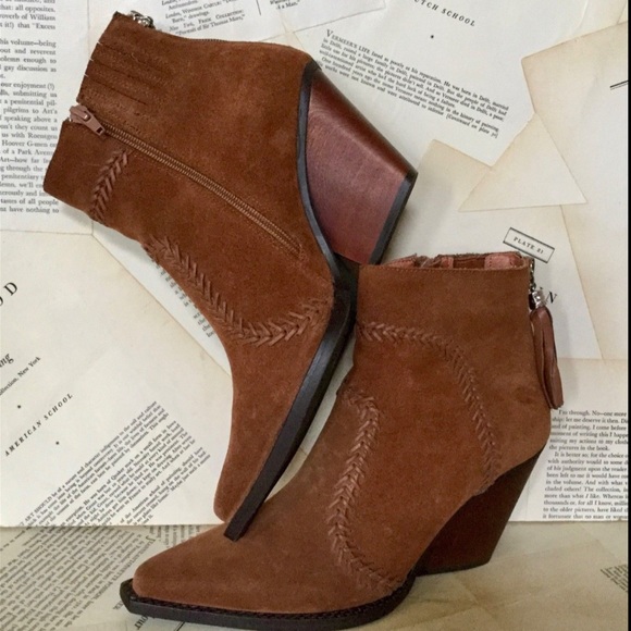 Jeffrey Campbell Shoes - Jeffrey Campbell Suede Whipstitch Pointy Boot 8